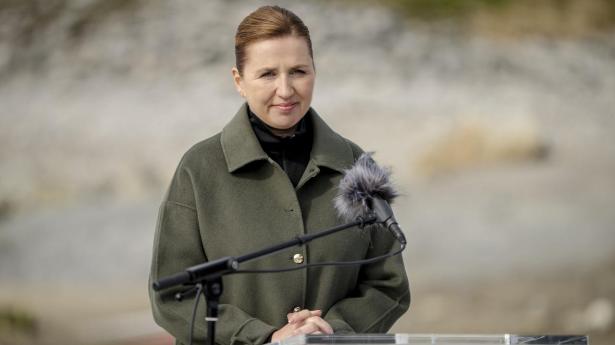 Statsminister Mette Frederiksen (S) under pressemøde i Nuuk, Grønland, i juni 2025. Statsministeren er træt af amerikanske trusler mod Danmark og Grønland.