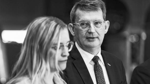 Uenigheden i Venstre om den nye kvælstofregulering udfordrer formand Troels Lund Poulsens og næstformand Stephanie Loses lederskab.