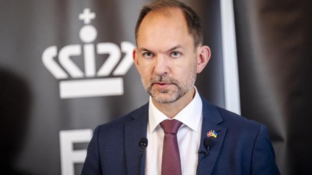 Forsvarsminister Jeppe Bruus (S) på et pressemøde i forbindelse med offentliggørelsen af en ny FE-vurdering af truslen fra Rusland den 24. september 2026.
