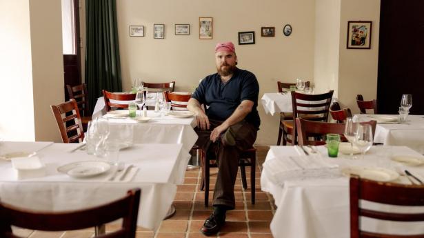Jonathan Balsløw Sørensen har udsmykket sine restauranter med cykelmemorabilia. I anledningen af cykelløbet Giro dItalia laver Graziano en cykelkasket.
