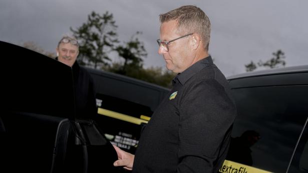 De to taxavognmænd bag årets nordjyske gazellevinder, Taxa Aalborg, Michael Larsen (i forgrunden) og Gert Mark