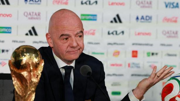 Infantino til medlemslande: Støt aktiesalg, eller mist milliarder