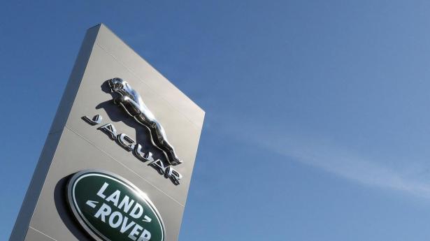 Jaguar Land Rover skærer 4000 job