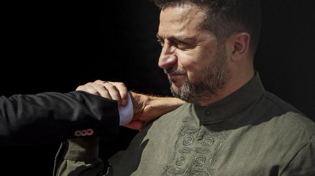 Zelenskyj: Rusland har brudt energivåbenhvile seks gange mandag