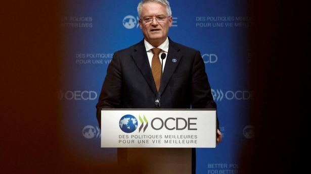 OECD: Global økonomi holder tempo – men energikrise er dyster joker