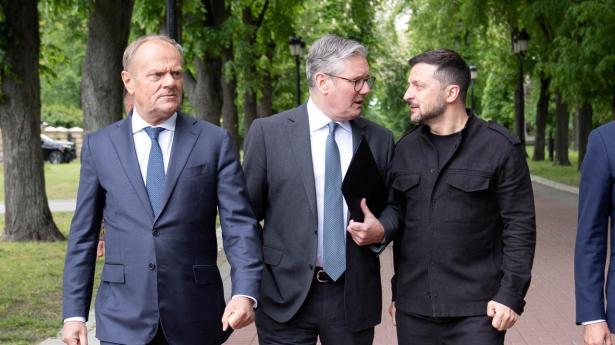 Storbritannien og Polen er enige om ny forsvarsaftale