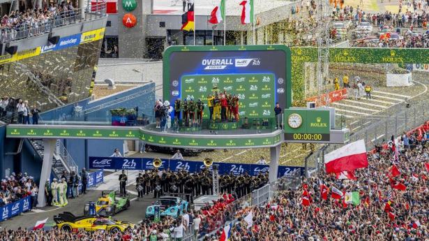 62 benzinbiler til start i Le Mans – plus én, der kører på brint
