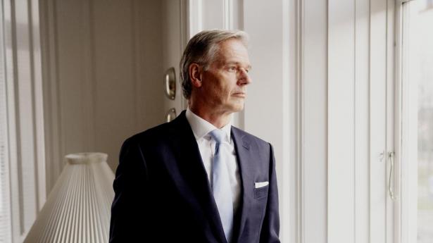 Chr. Augustinus Fabrikker køber Louis Poulsen