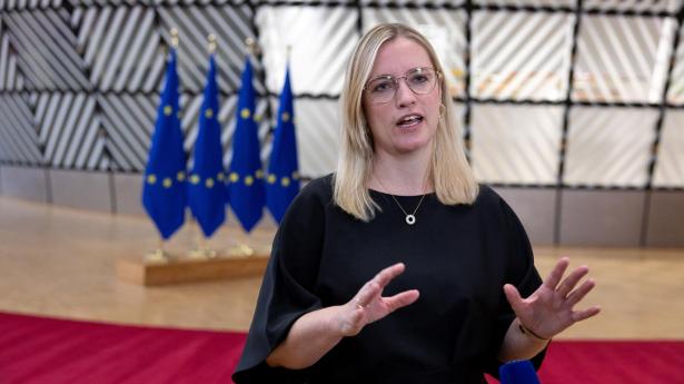 Danmark støtter EU-Kommissionens forslag om et erstatningslån til Ukraine fra de indefrosne russiske midler. Det siger økonomiminister, Stephanie Lose (V). 