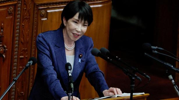 Japans premierminister Sanae Takaichi holder sin politiske tale i parlamentet i Tokyo.