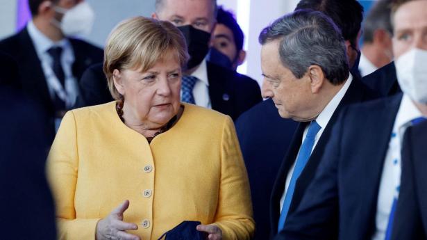 EU overvejer Merkel eller Draghi som mulig Putin-hvisker