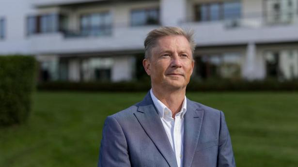 Christian Rose Hansen har bygget en skyggemodel i Excel, der efterligner Vurderingsstyrelsens vurderingsmodel. Normalt virkede det upåklageligt, men i efteråret 2025 begyndte modellen at afvige.
