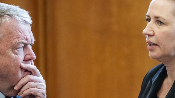 Mette Frederiksen (S) skal forsøge at danne en regering i et splittet Folketing. Mange frygter, at det giver en svag regering, der ikke kan få noget gennemført, men det er ikke nødvendigvis et økonomisk problem.