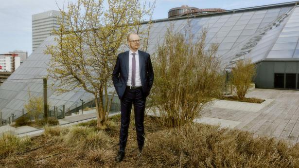 Den kommende danske regering bør gøre den grønne omstilling til en central del af sin økonomiske og industrielle strategi, skriver Tejs Laustsen Jensen.