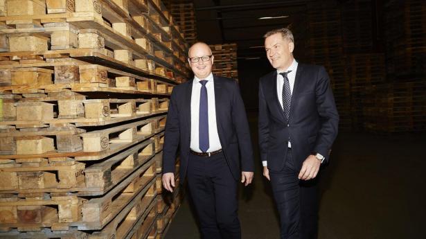 Drama i Dinex: Direktør og ejer fyret