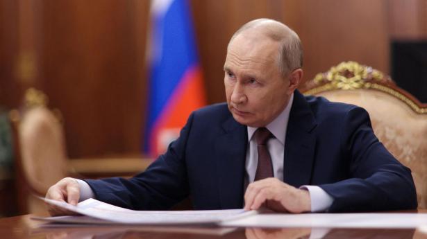 Medier: Putin vil blokere vitalt olierør