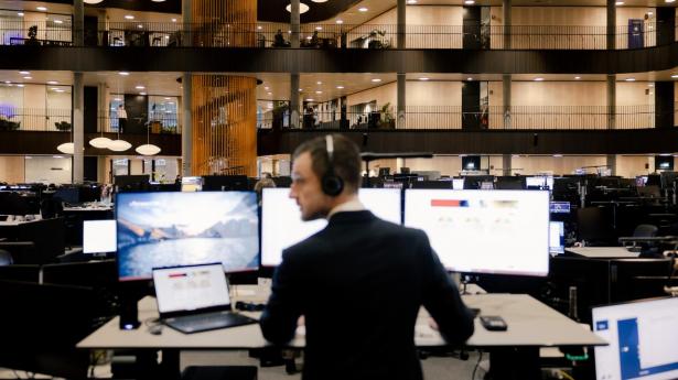 Asbjørns Mørks regnskabsdag begynder kl. 5.20 og slutter kl. 22