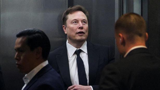 Elon Musk indgår forlig i sag om køb af Twitter-aktier