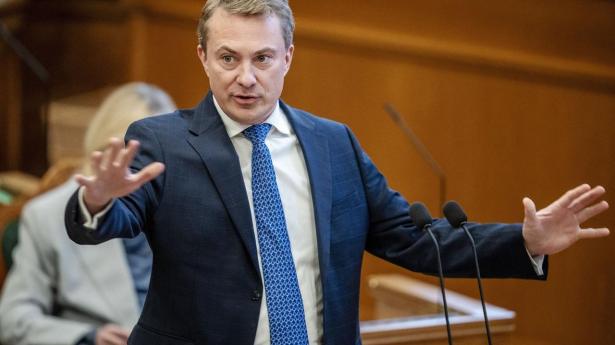 Nyt forslag om lavere afgifter på diesel og benzin møder skepsis