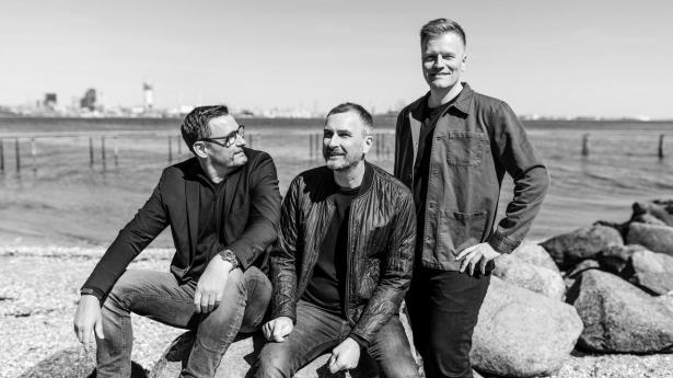 Stifterne af AI-assistenten Vilo fra venstre mod højre er Rune Mai, Thomas Jespersen og Kim Østergaard