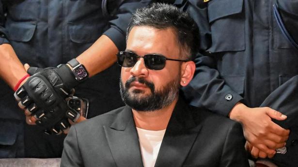 Balendra Shah har udover en fortid som rapper også været borgmester i byen Kathmandu. Nu er han tættere end nogensinde før på at blive Nepals premierminister, efter hans parti har vundet et flertal i parlamentet.