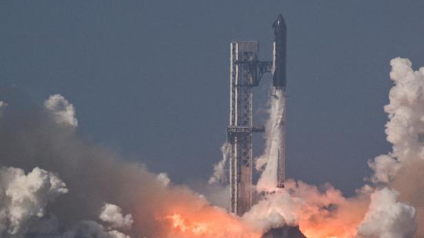 Selvom Space X har kurs mod de offentlige børsmarkeder, vil Musk stadig sidde med 85 pct. af stemmerettighederne