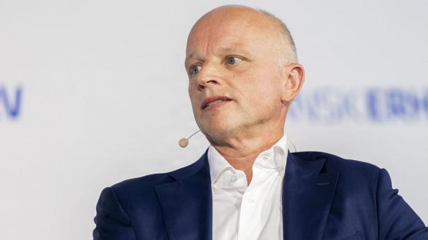 DSV-topchef Jens Lund er klar med tal for transportselskabets første halvår. 