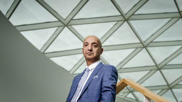 Mike Doustdar vil mindske Novo Nordisks afhængighed af vægttabsmedicin gennem nye lægemidler og opkøb.