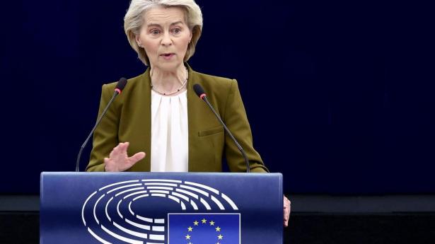 EU-Kommissionens formand, Ursula von der Leyen, deltog onsdag i en debat i EU-Parlamentet.