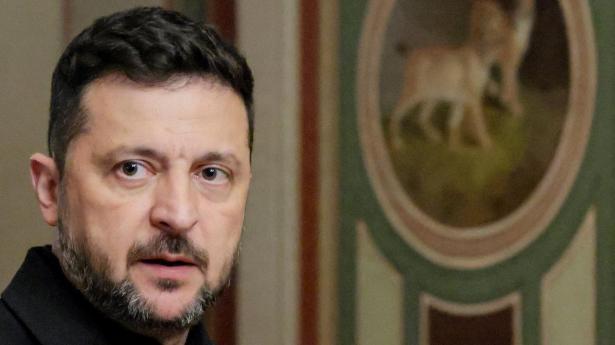 Zelenskyj annoncerer støtte til landmænd udfordret af angreb