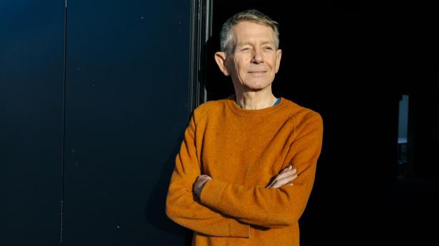 Han er en af Danmarks rigeste – og har siden gymnasiet stemt på den yderste venstrefløj