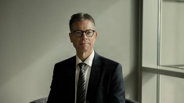 “Den udvikling kommer vi til at fortsætte," lyder det fra adm. direktør i PwC Danmark, Lars Baungaard, om selskabets arbejde med kunstig intelligens.