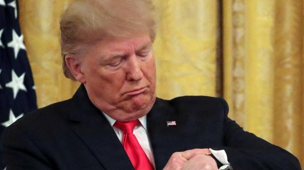 Præsident Donald Trump har sat krigen i Iran på pause med indgåelse af våbenhvile i 14 dage. Prisen på olie faldt øjeblikkeligt.