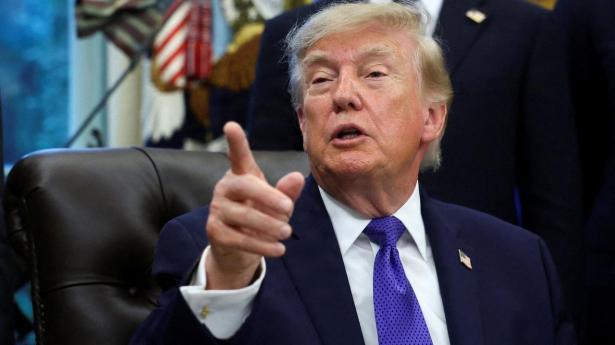 Trumps importforbud mod canadiske varer træder i kraft