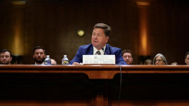 Senatet godkender Trumps nye valg af efterretningschef
