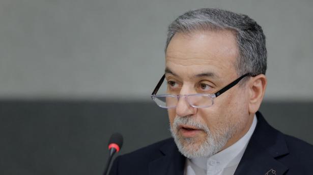 Irans udenrigsminister, Abbas Araghchi, har tirsdag deltaget i forhandlinger om en atomaftale i Genève. Efterfølgende talte han ved FN's konference for nedrustning i samme by