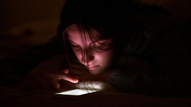 Flere og flere lande vil forbyde sociale medier for børn