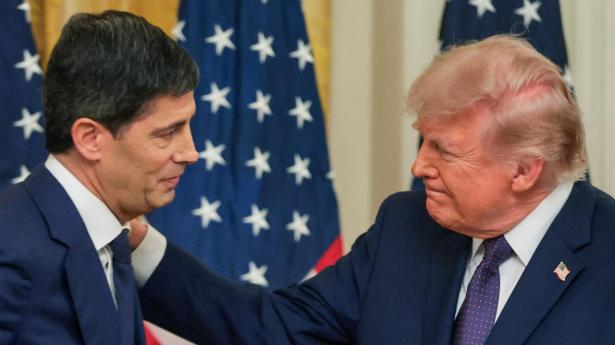 Trumps mand stiller sig i spidsen for Fed med løfter om reformer