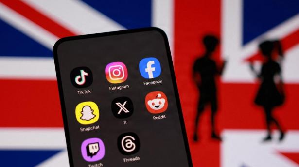 Måling: Britiske unge vil omgå natligt forbud mod sociale medier
