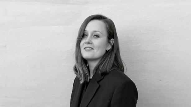 Trine Lyng Madsen er tidligere chef for strategi og bæredygtighed i entreprenøren MT Højgaard. Og så har hun en fortid i bl.a. Valcon. Nu har hun sammen med tre andre partnere stiftet konsulenthuset Into advisory.