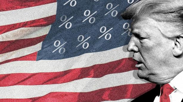 Hvad toldsatserne mellem USA og EU ender op med, er enormt usikkert. Dansk Industris folk i København og Bruxelles følger udviklingen meget tæt og har ud fra de informationer, de har fået adgang til, opstillet tre scenarier for, hvad toldforhandlingerne kan ende op med.