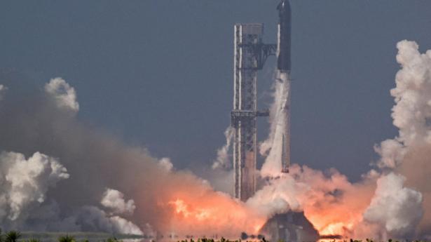 Investorer er for alvor begyndt at købe op i rumaktier i år, hvor Space X nærmer sig en børsnotering. 