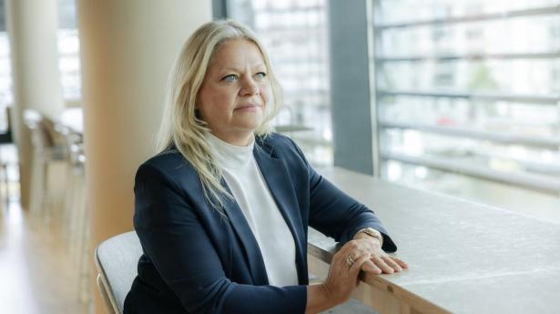 Marlene Holmgaard Fris har i over to år været direktør for Andel Energi. I juni overtog hun ansvaret for Clever og for en fusion af tre selskaber, som har været undervejs i et år.