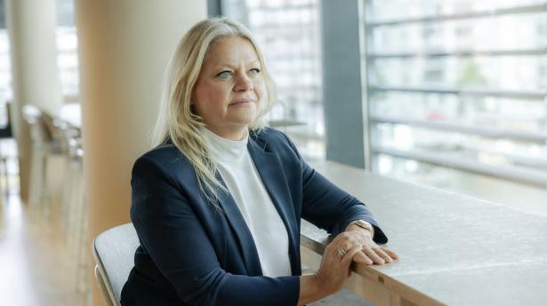 Marlene Holmgaard Fris har i over to år været direktør for Andel Energi. I juni overtog hun ansvaret for Clever og for en fusion af tre selskaber, som har været undervejs i et år.