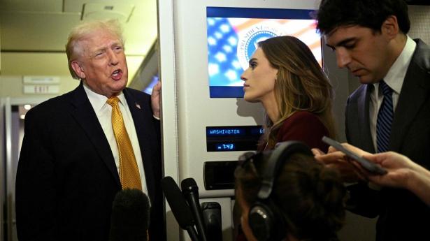 USA's præsident, Donald Trump, har natten til mandag talt med journalister på Air Force One – blandt andet om Colombia. Det er ifølge Trump et sygt land, som regeres af en syg mand.