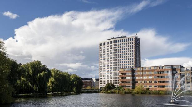 Den danske del af Protector hører hjemme i Codanhus på Frederiksberg. Forsikringskoncernen hovedsæde er i Oslo, hvor Protector er børsnoteret.