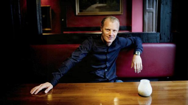 Barkongen Adam Falbert er stifter af Rekom, som han stadig er en del af som bestyrelsesmedlem og aktionær.