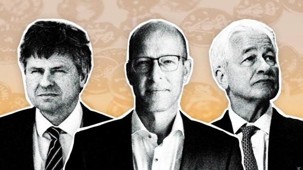 Tidligere direktør i Finanstilsynet Jesper Berg (t.v.), CBS-professor Jesper Rangvid (midt for) og Jamie Dimon fra J.P. Morgan vurderer, at der ophober sig risiko i skyggebankerne.