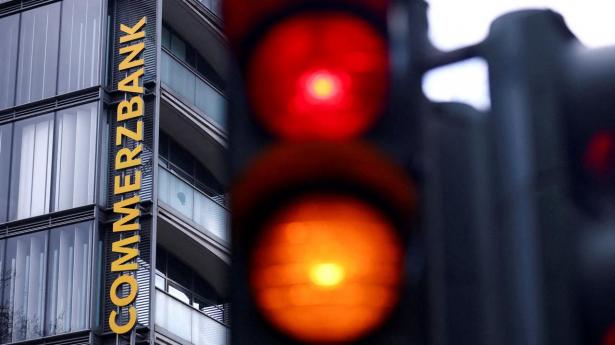 Unicredit ejer nu over en tredjedel af Commerzbank