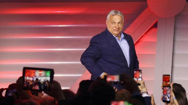 Orbán er genvalgt som Fidesz-leder trods nyligt valgnederlag